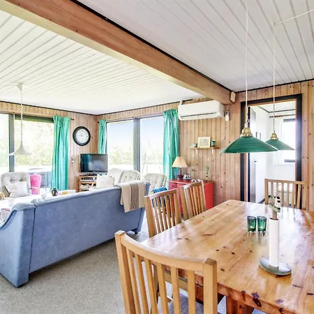 펜션 Carita - 500m From The Sea By Interhome