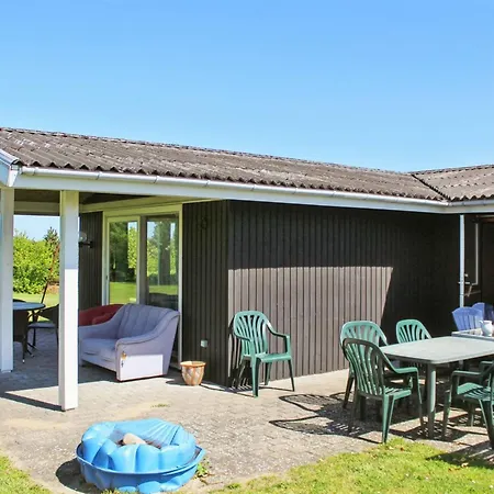 Carita - 500m From The Sea By Interhome * Glesborg